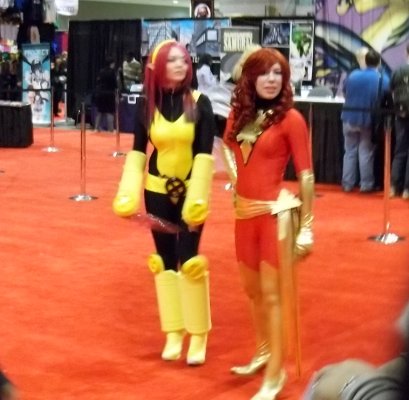 pheonix costume at C2E2